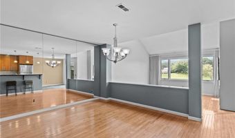 76 Valley Green Ct B, North Providence, RI 02904