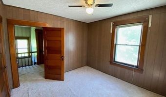 319 N 10th St, Atchison, KS 66002