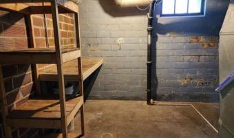 908 E 9th St, Atlantic, IA 50022