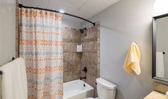 131 E BROAD St #706, Athens, GA 30601