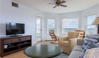 73 Conanicus Ave 4, Jamestown, RI 02835