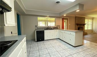 536 W Yoakum Ave, Aransas Pass, TX 78336