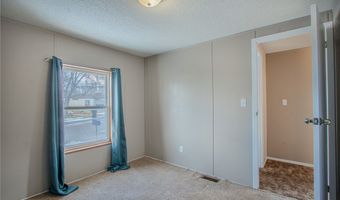 36 Chestnut Dr, Billings, MT 59102