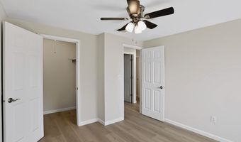 8527 Zephyr Dr, Indianapolis, IN 46217