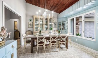 427 Glenbrook Dr, Atlantis, FL 33462