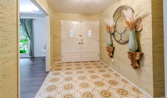 1820 Clare Dr, Alice, TX 78332