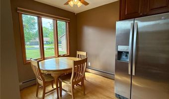 1810 Lakewood Ave, Albert Lea, MN 56007