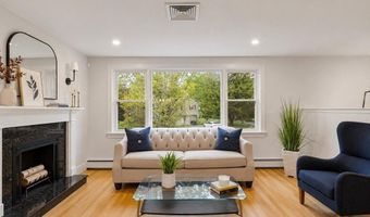 21 Clark Rd, Bedford, MA 01730