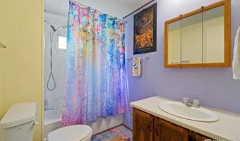 185 Meadow Ln, Bellvue, CO 80512