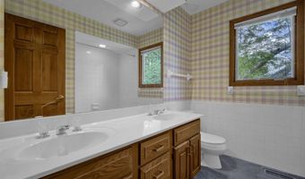 4744 Stonehaven Dr, Columbus, OH 43220