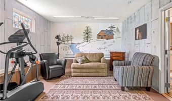 860 Centerville Rd, Warwick, RI 02886