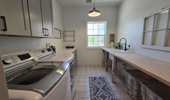 1050 S Dill Rd, Benson, AZ 85602