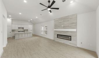 700 Valley Pines Dr, Anna, TX 75409