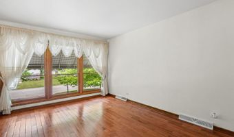 311 W Cypress St, Arlington Heights, IL 60005