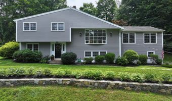 21 Lillinonah Dr, Brookfield, CT 06804