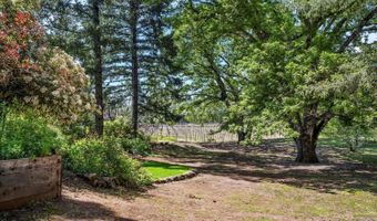 1065 Summit Lake Dr, Angwin, CA 94508