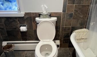 16 Germain St, Burlington, VT 05401
