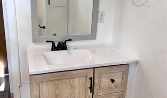 824 E Maumee, Adrian, MI 49221