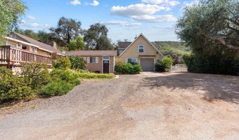 8952 Detwiler Rd, Escondido, CA 92029