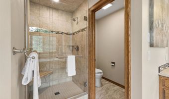 W2880 OAKRIDGE Drive, Appleton, WI 54915