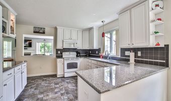 125 Stahl Rd, Amherst, NY 14068