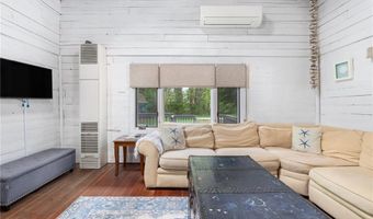 4 Ottawa Trl, Narragansett, RI 02882