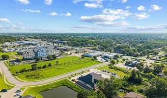 3 Pioneer Dr, Bartlesville, OK 74006