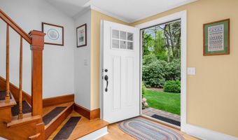 156 Tonela Ln, Barnstable, MA 02630