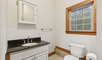 214 Thompson Rd, Arundel, ME 04046