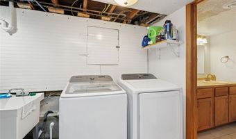 106 NW Scott St, Ankeny, IA 50023