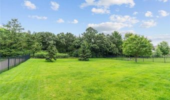 405 Riverside Cir, Anoka, MN 55303