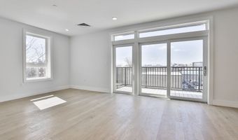 301 Border St 507, Boston, MA 02128