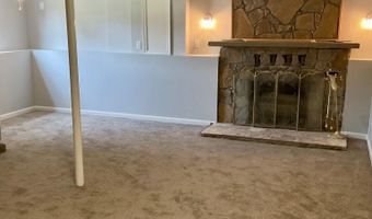 647 ELM St, Aberdeen, MD 21001