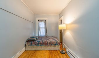 31 Drummond St, Auburn, ME 04210