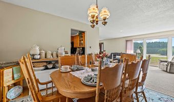 2 Marion Ln, Canterbury, CT 06331
