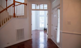 1506 Redwater Branch Ct, Apex, NC 27502