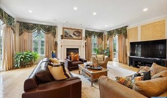 31 Marie Major Dr, Alpine, NJ 07620