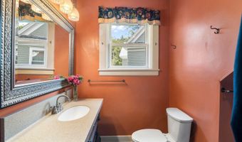 41 Chapin St, Brattleboro, VT 05301