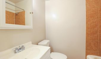 1633 E Street NE 3, Washington, DC 20002