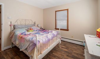 54207 New York 30, Roxbury, NY 12474