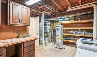44049 FERNCLIFF Ter, Ashburn, VA 20147