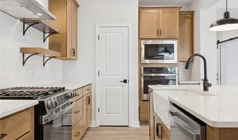 2164 Myla Way, Amherst, OH 44001