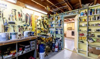 63 Hunters Ln, Amherst, NY 14221