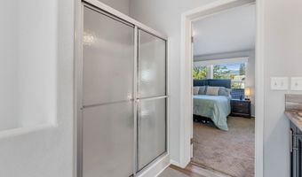 308 E HUMBOLDT St, Bingen, WA 98605