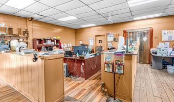 323 Water St, Apalachicola, FL 32320