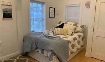 5 Division St, Newport, RI 02840