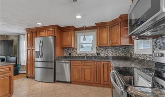10 Mecca St, North Providence, RI 02904