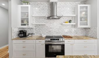 8000 Pembelton Dr, Amelia Court House, VA 23002