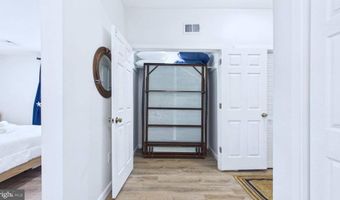 4 N Brighton Ave, Atlantic City, NJ 08401