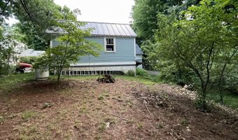117 Fuller Dr, Brattleboro, VT 05301